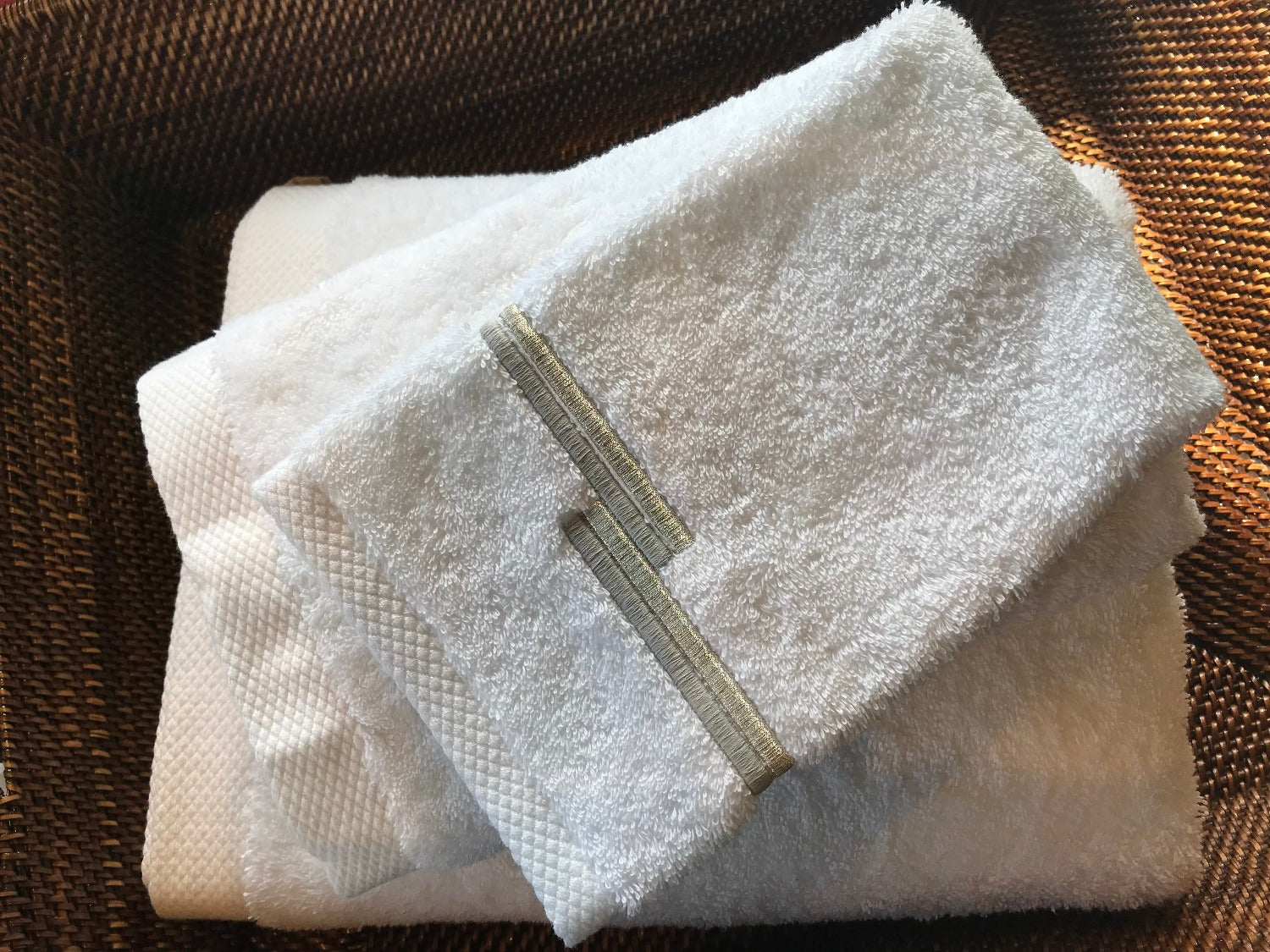 Embroidered discount fingertip towels